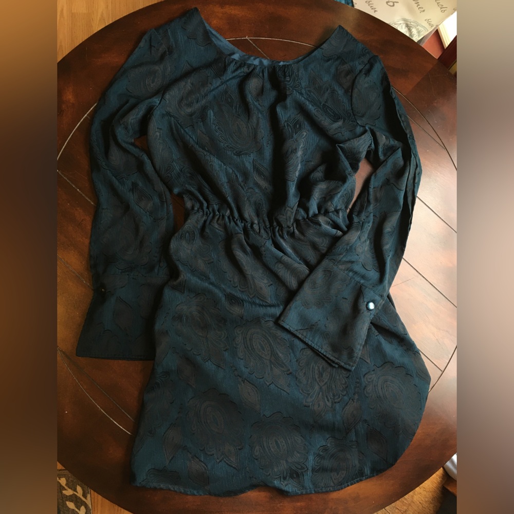 a new day Green Leaf Textured Split Sleeve Dress